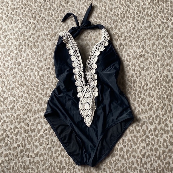 Kona Sol Other - Kona Sol Black crochet necklace one piece bathing suit, size L